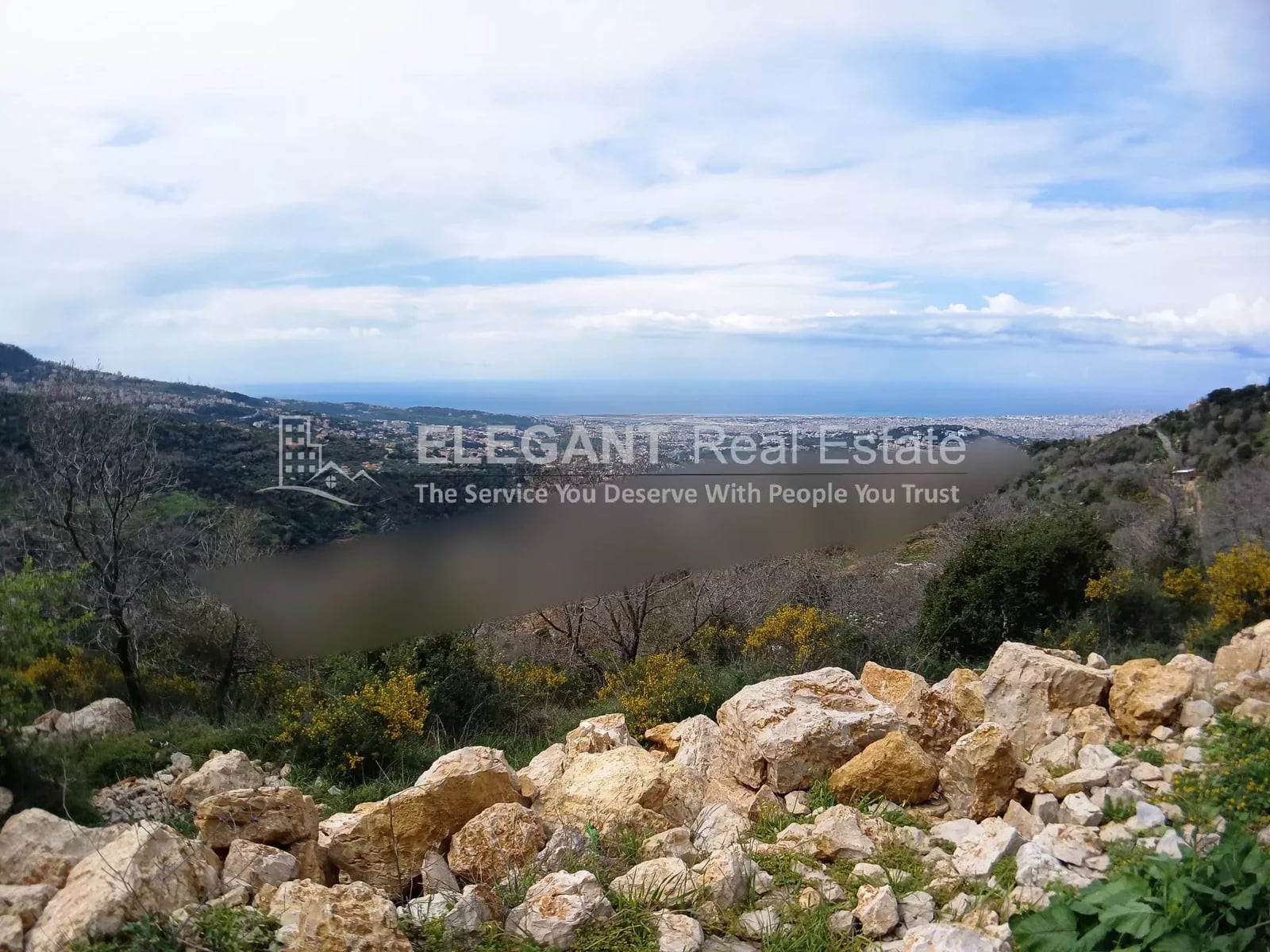 Beautiful Land | Panoramic View | Green Neighborhood — Hub Realtors