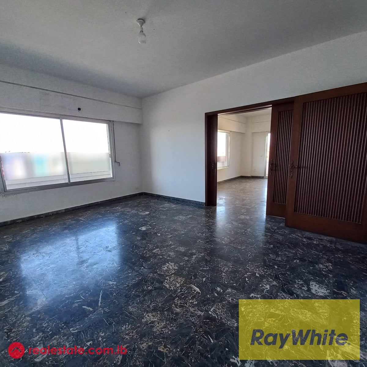 Office In Commercial Center in Jal el Dib For Rent — Hub Realtors