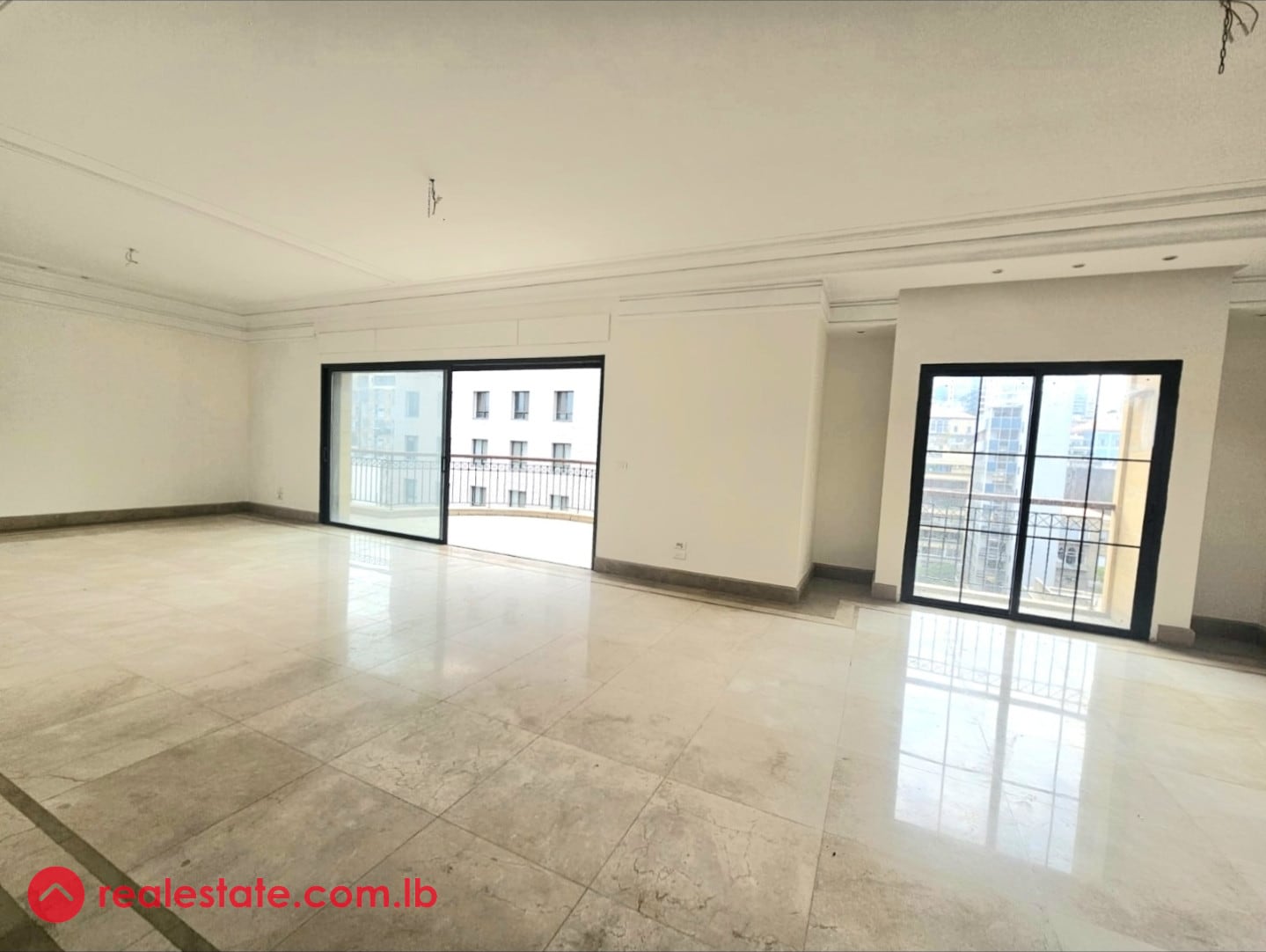 Open sea view | balconies | prime location — Hub Realtors