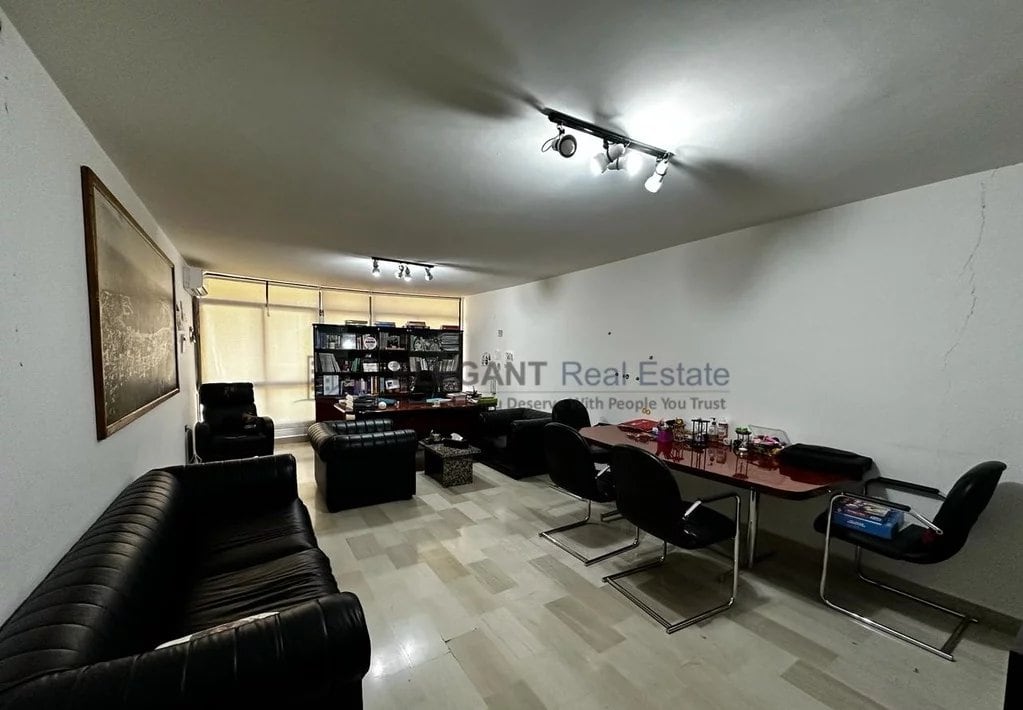 Modern Office | Prime Location | 1 min from Highway — Hub Realtors