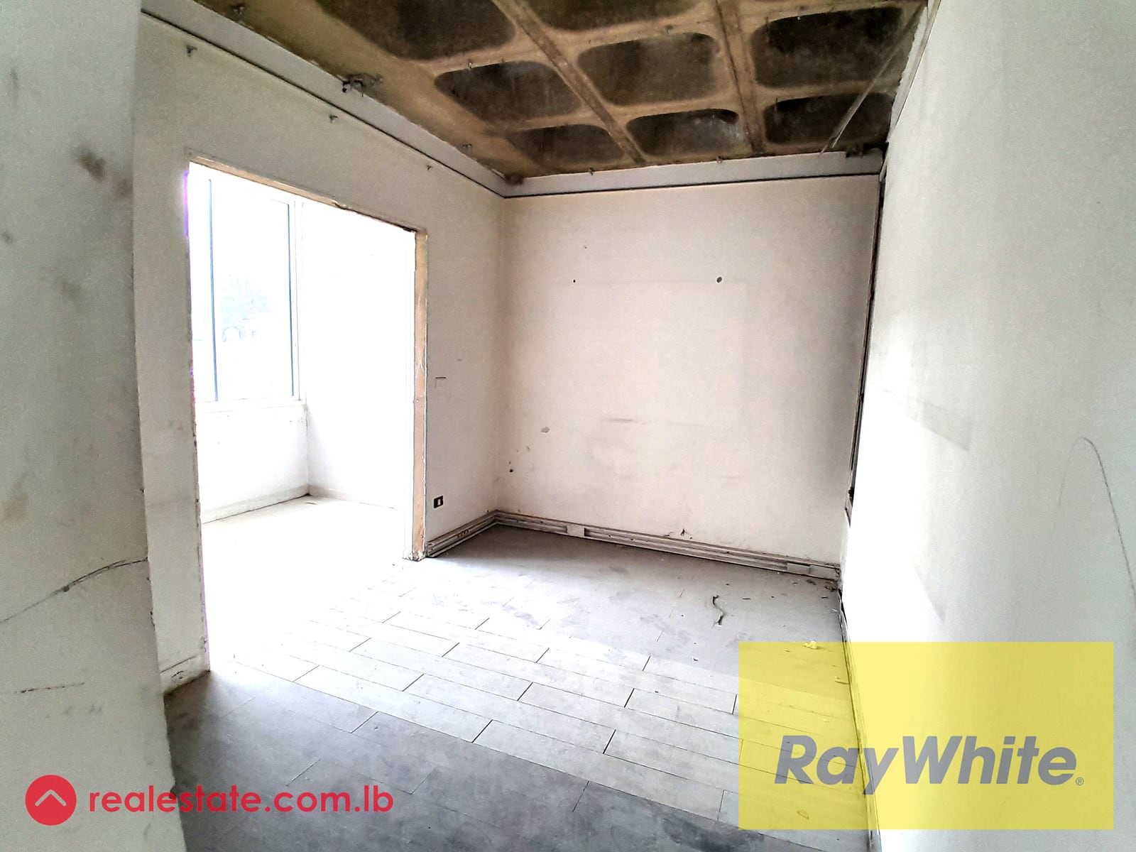 Office for Rent – Floor 10 | 200 sqm | Gemmayzeh — Hub Realtors