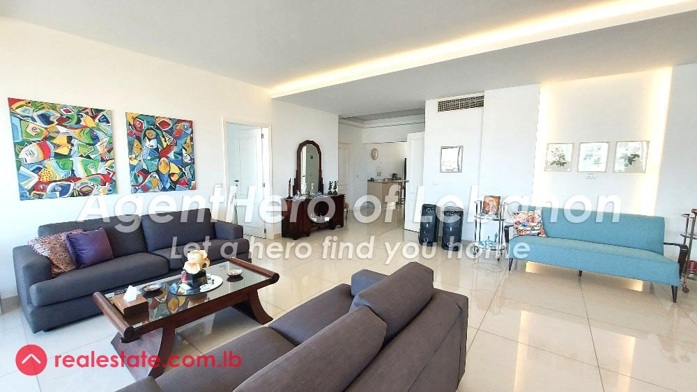 Charming Apartment | Cozy Balcony | Sea View — Hub Realtors