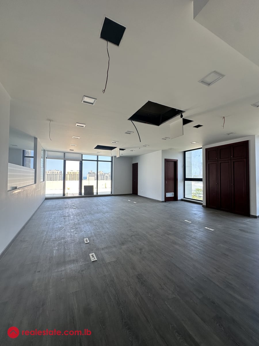 Office for Rent in Dbayeh — Hub Realtors
