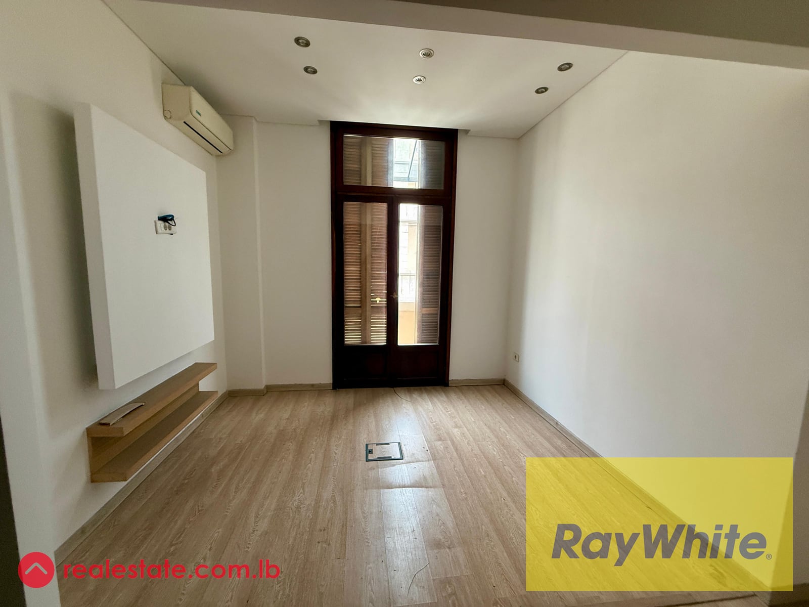 Office for Rent in Downtown – 200 sqm — Hub Realtors