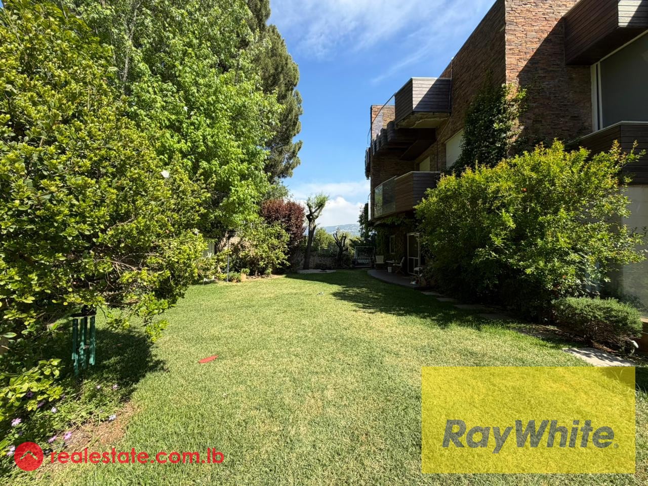 Elegant Lifestyle Home with Private Pool, Garden Pergola & Guesthouse — Hub Realtors