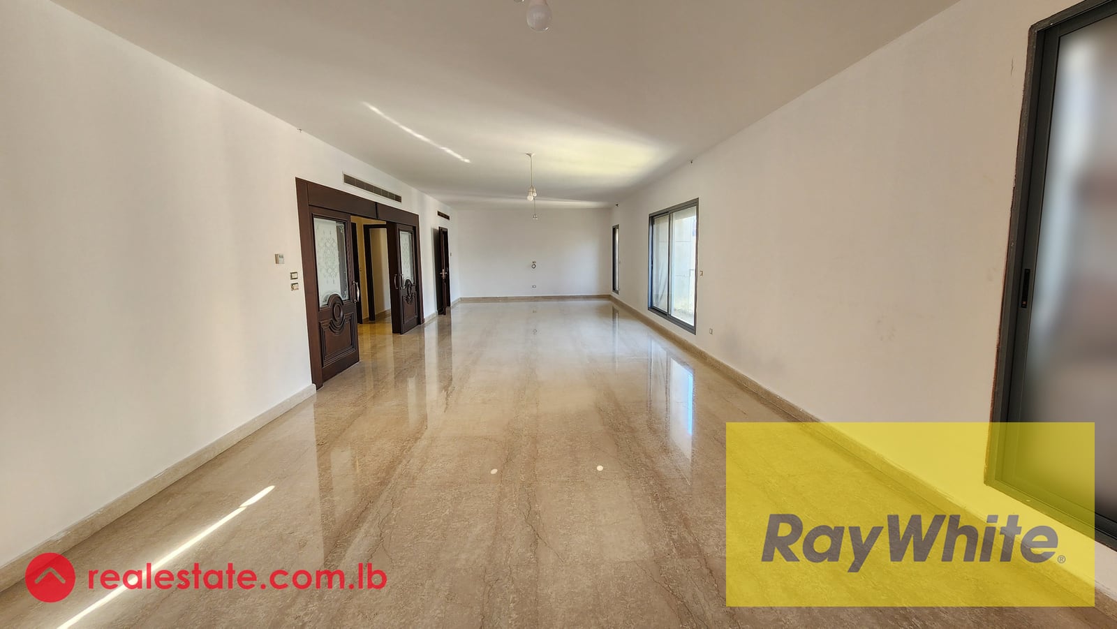 Full-Floor Apartment for Sale in Horch Tabet – Prime Location — Hub Realtors
