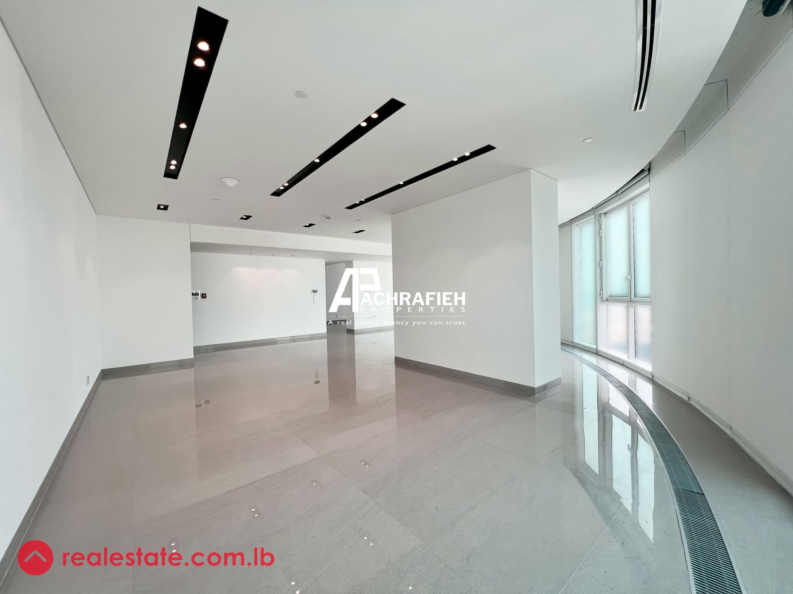 Open Sea&Mountain View | Shared Gym&Pool | 24/7 Electricity — Hub Realtors