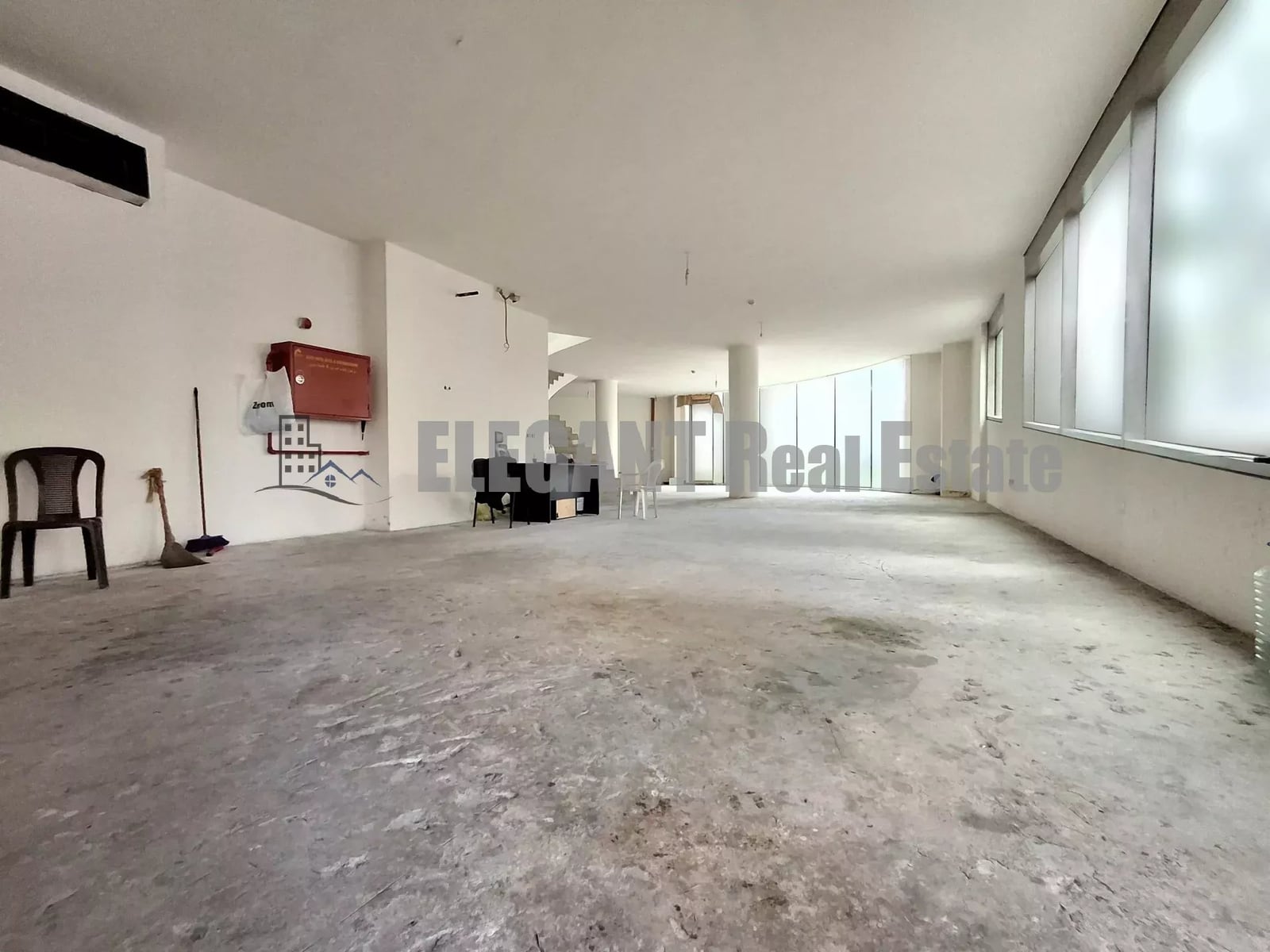 Brand New Showroom | for Rent | Downtown | Prime Location — Hub Realtors