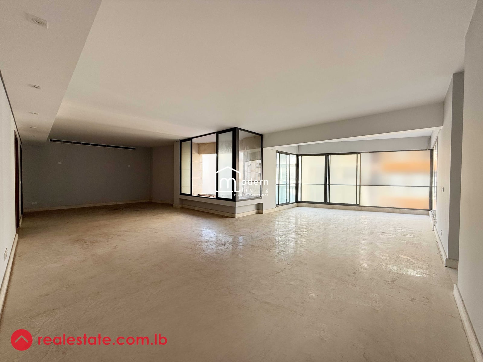 Apartment 275 Sqm For Sale in Kantari Minet El Hoson — Hub Realtors