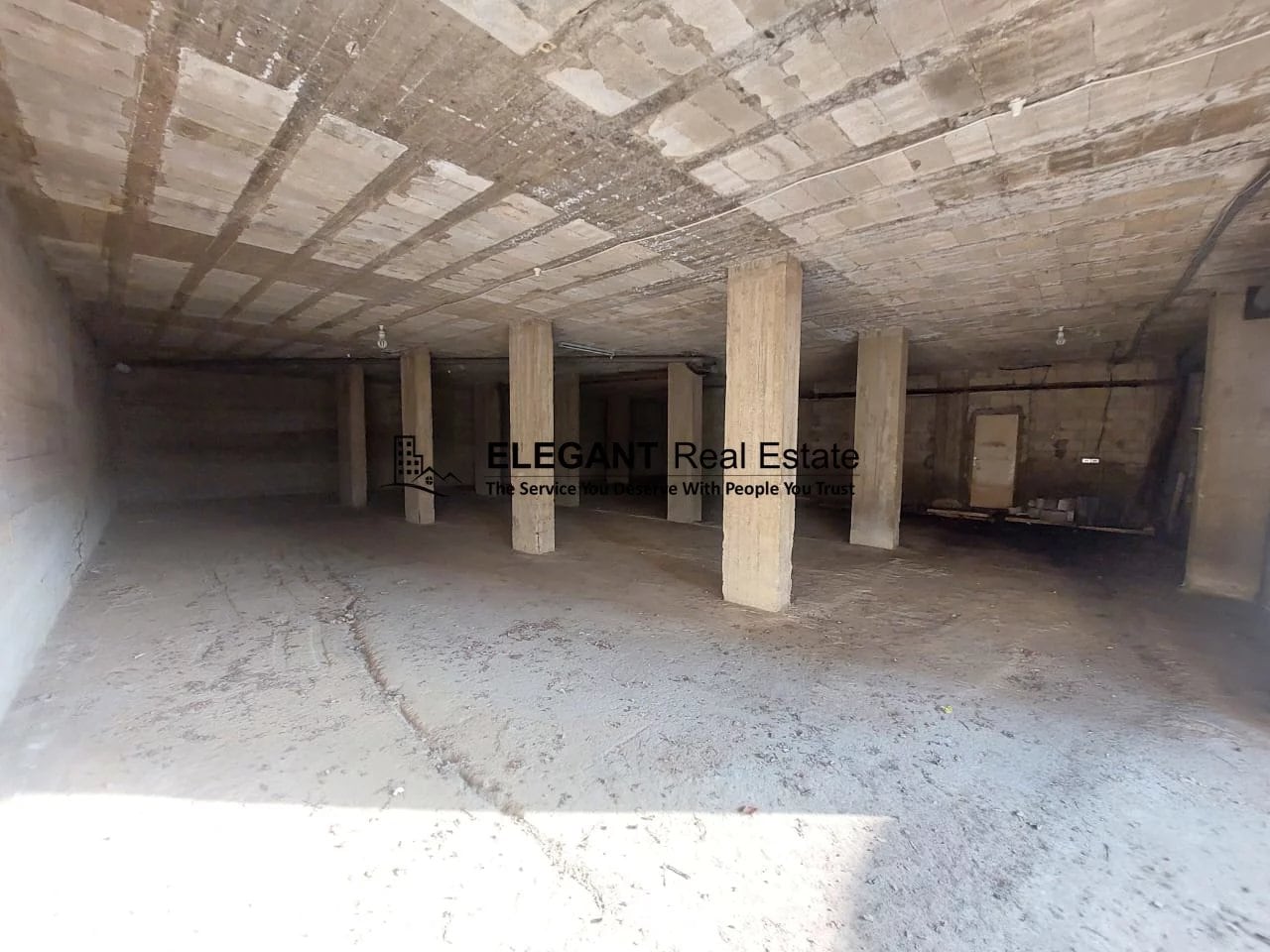 Spacious Warehouse | Easy Access | Well Aerated — Hub Realtors