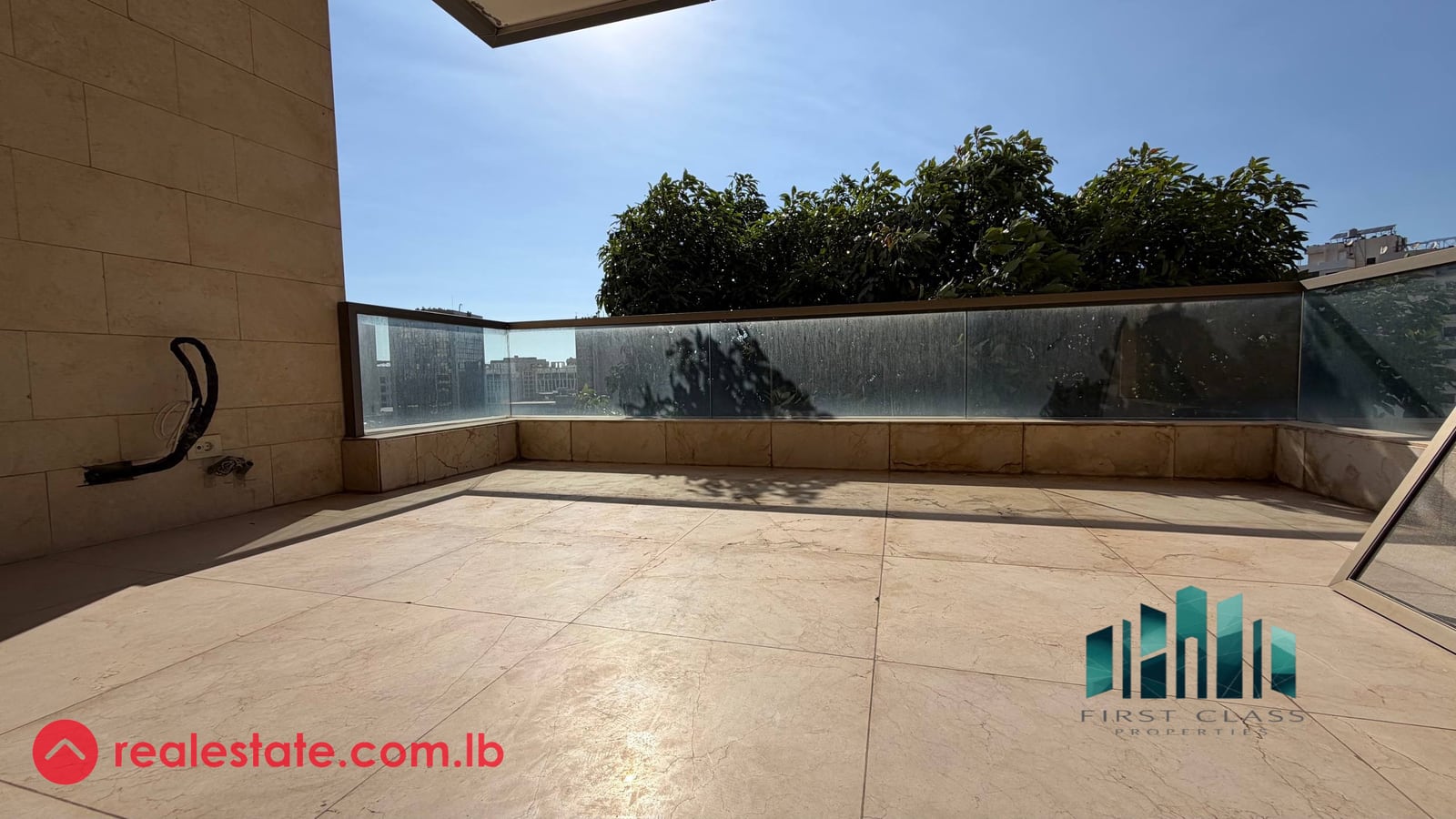 Dbayeh 200 sqm with 3 Masters — Hub Realtors