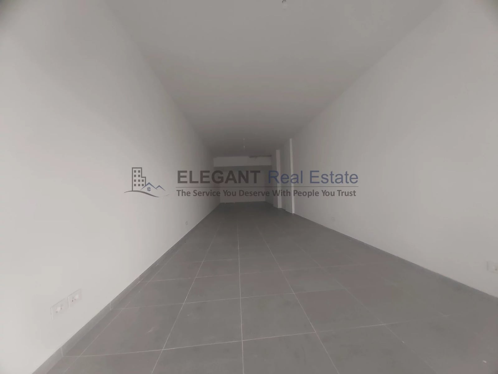Retail Shop | Prime Location — Hub Realtors