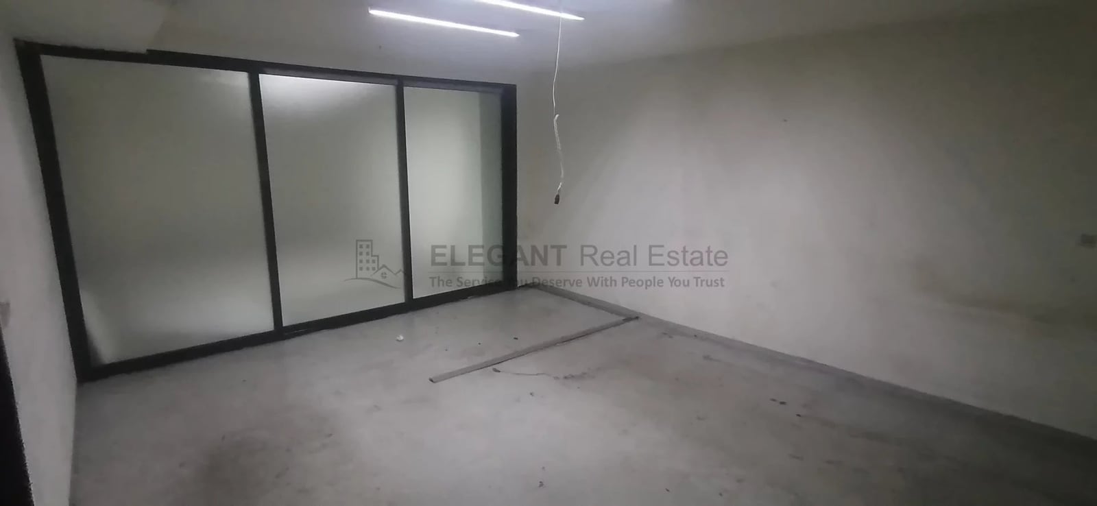 Huge Warehouse | Easy Access | 24/7 Electricity — Hub Realtors