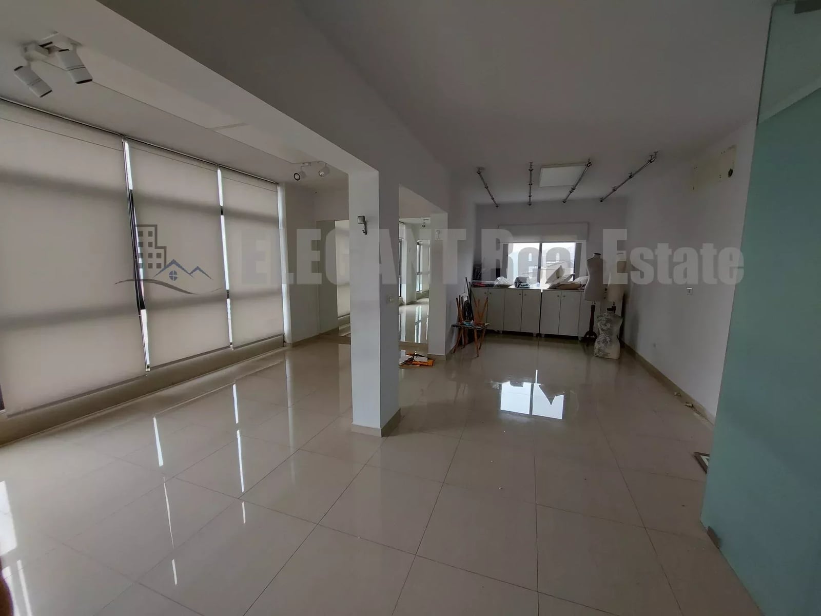 Prime location Office for rent in KfarHbab — Hub Realtors
