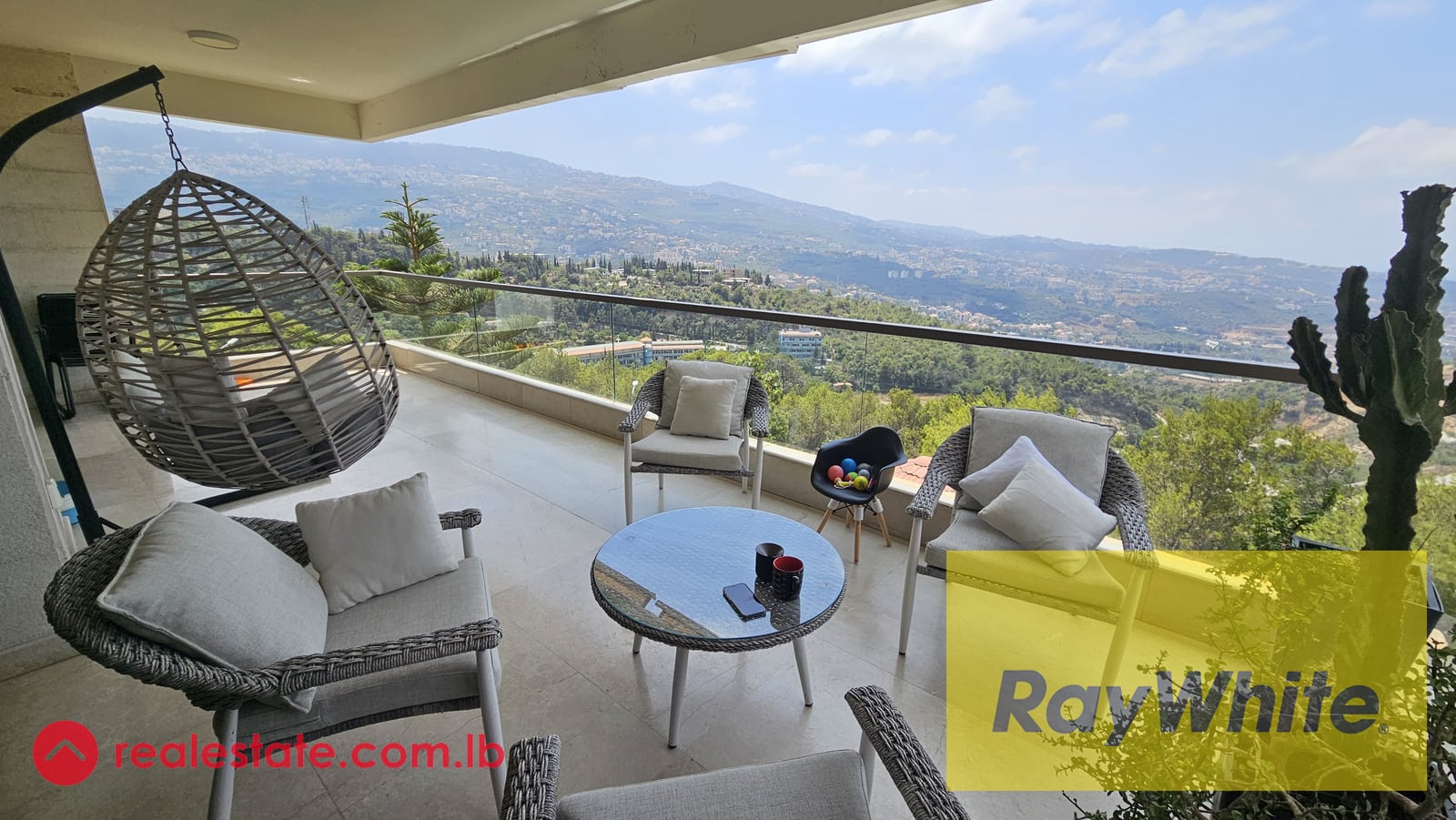 Apartment for sale in Yarzeh|Panoramic views — Hub Realtors