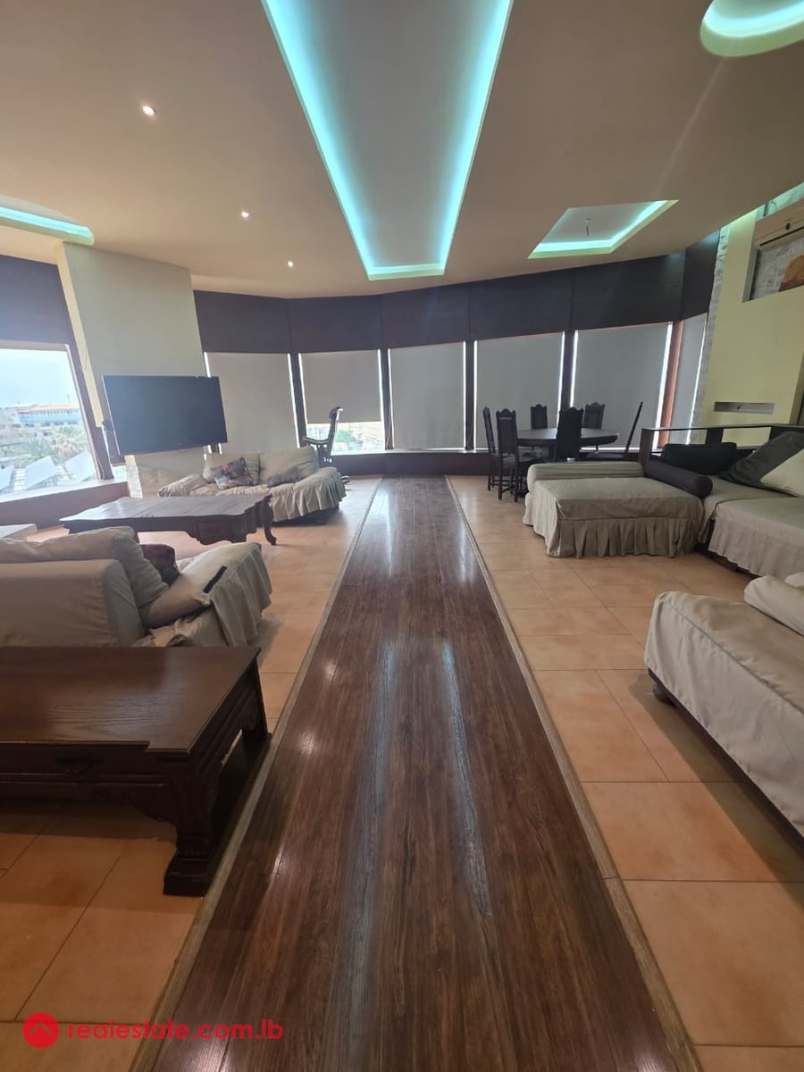 Fully Renovated 174m2 Apartment – 3 Bedrooms | 1 Minute Walk to the Sea — Hub Realtors
