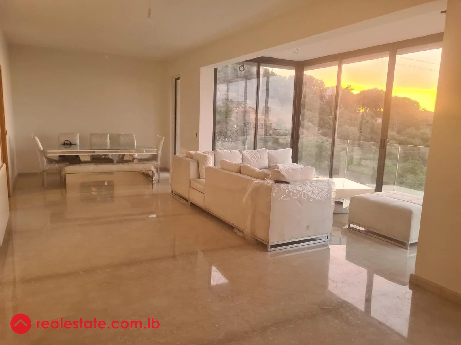 Brand New Luxury Apartment in a prime Street - Sea View + Garden — Hub Realtors