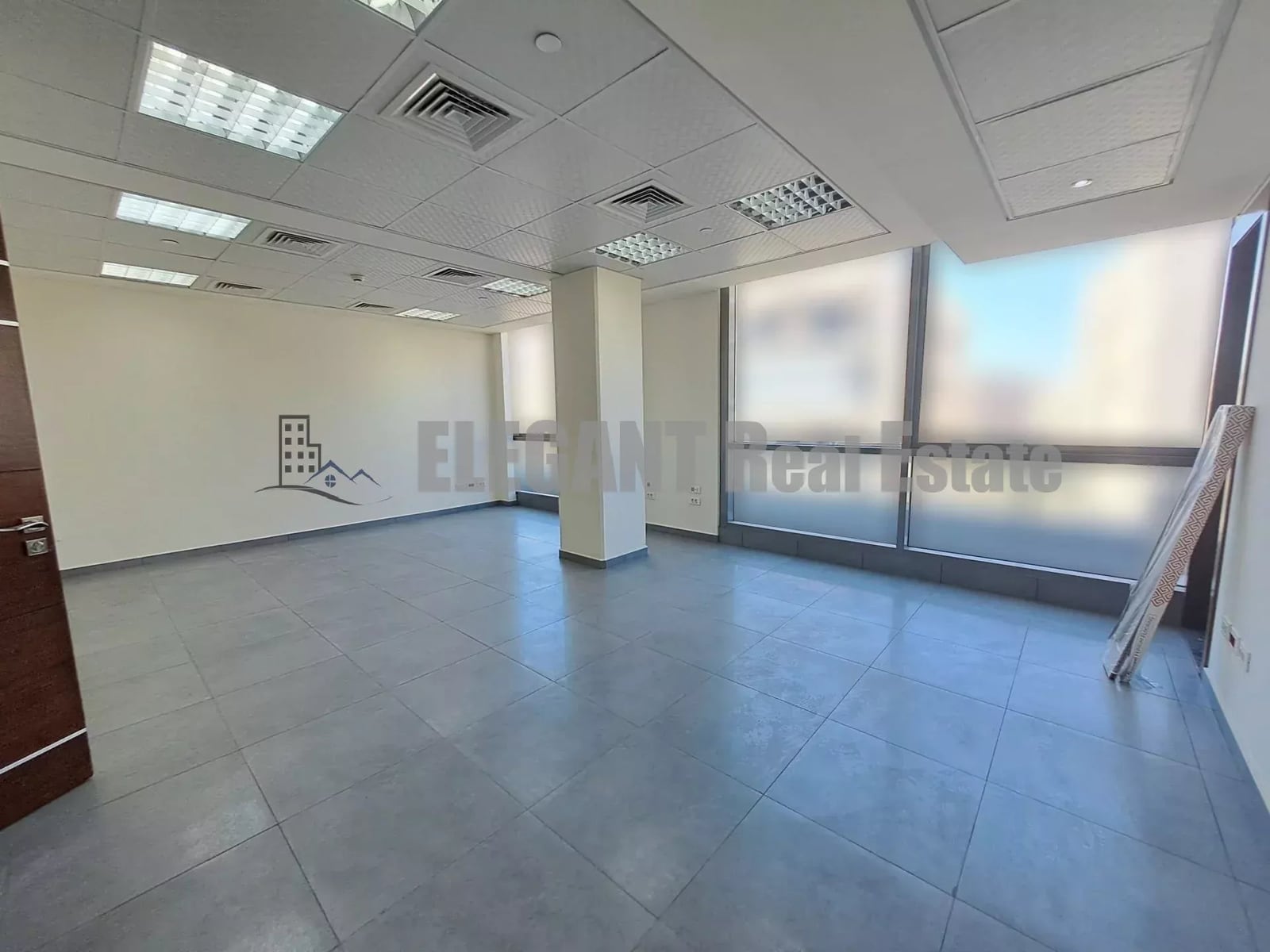 Brand New Office | 24/7 Electricity | for Rent | Jnah | Prime Location — Hub Realtors