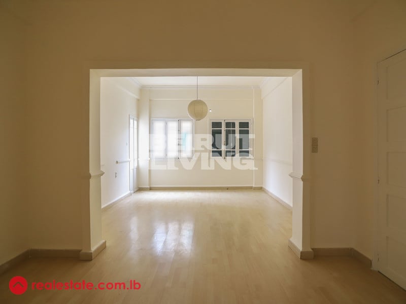 Sunny Apartment | Prime Location | Balcony — Hub Realtors
