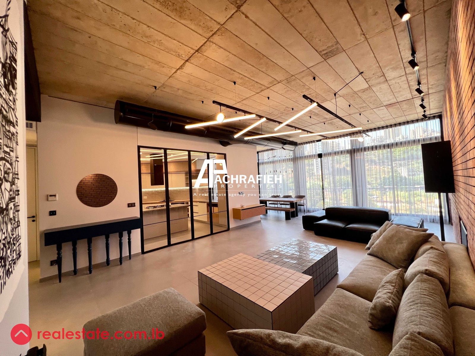 Splendid Apartment | Open City View | Shared Garden — Hub Realtors