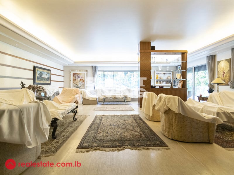 Luxiourious Flat | 500 sqm Private Garden | Sea View — Hub Realtors