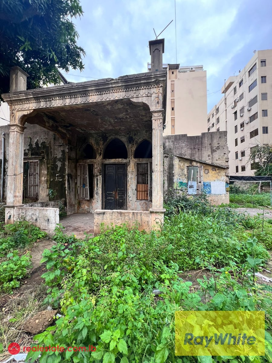 Land for rent in Furn El Chebbak — Hub Realtors