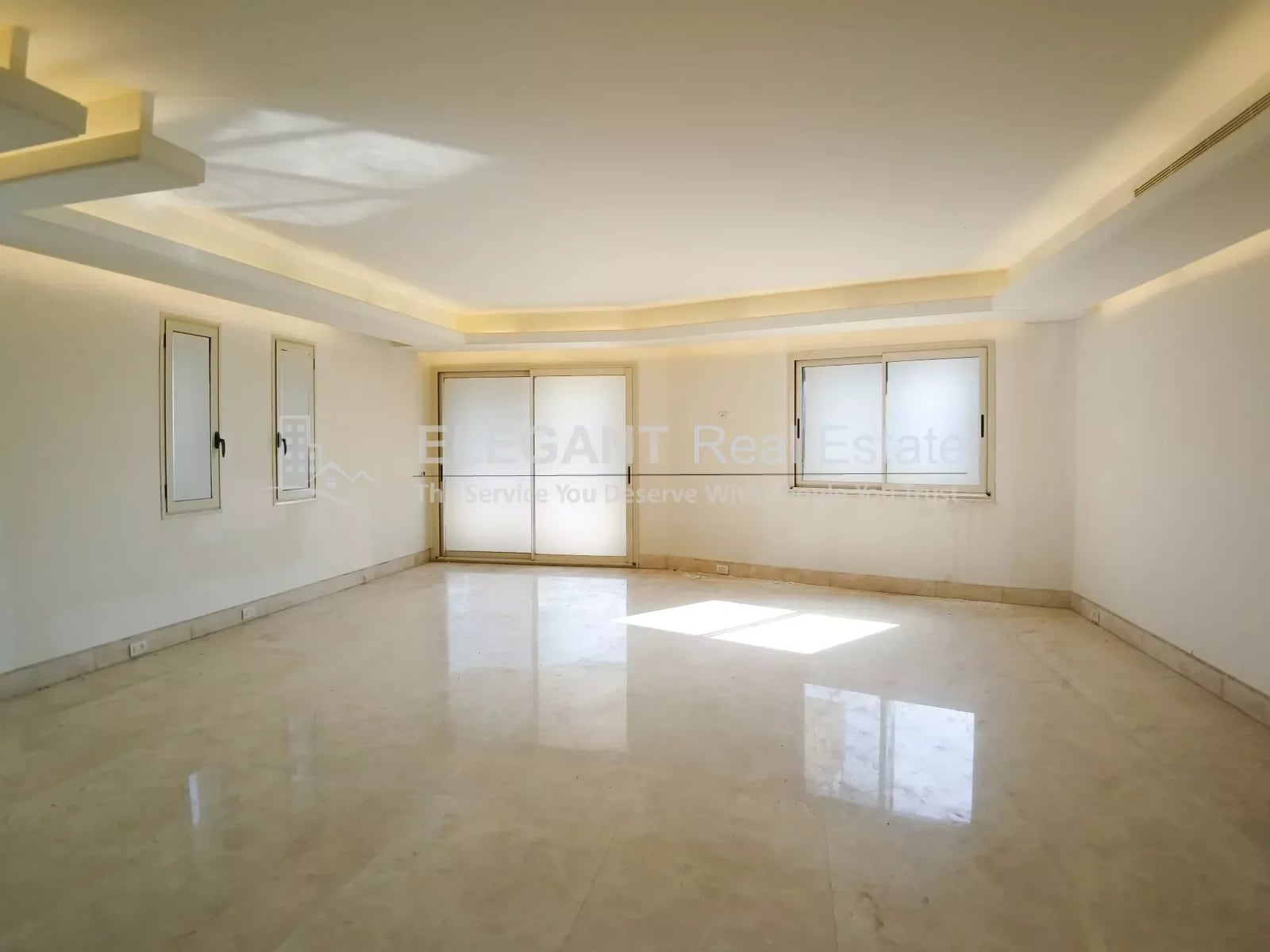 Luxurious Apartment | Prime Location — Hub Realtors