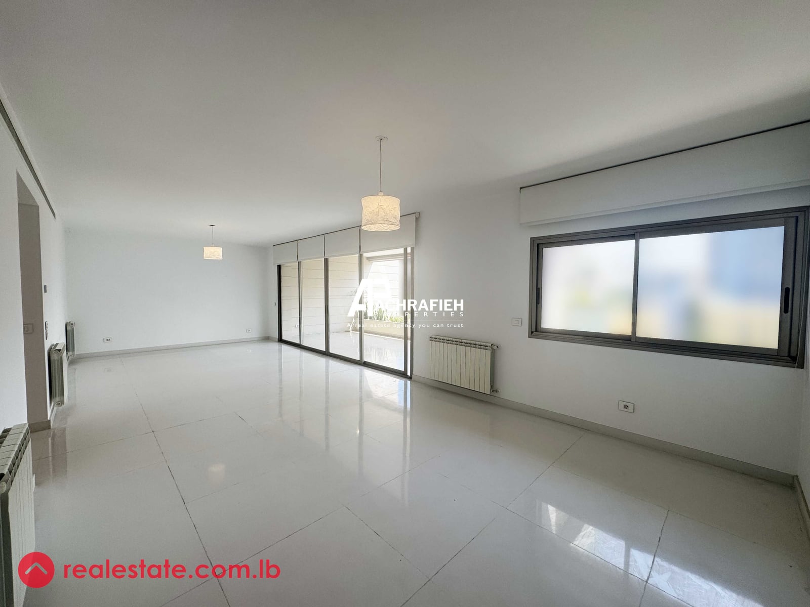 300 Sqm - Apartment for Rent in Saifi — Hub Realtors