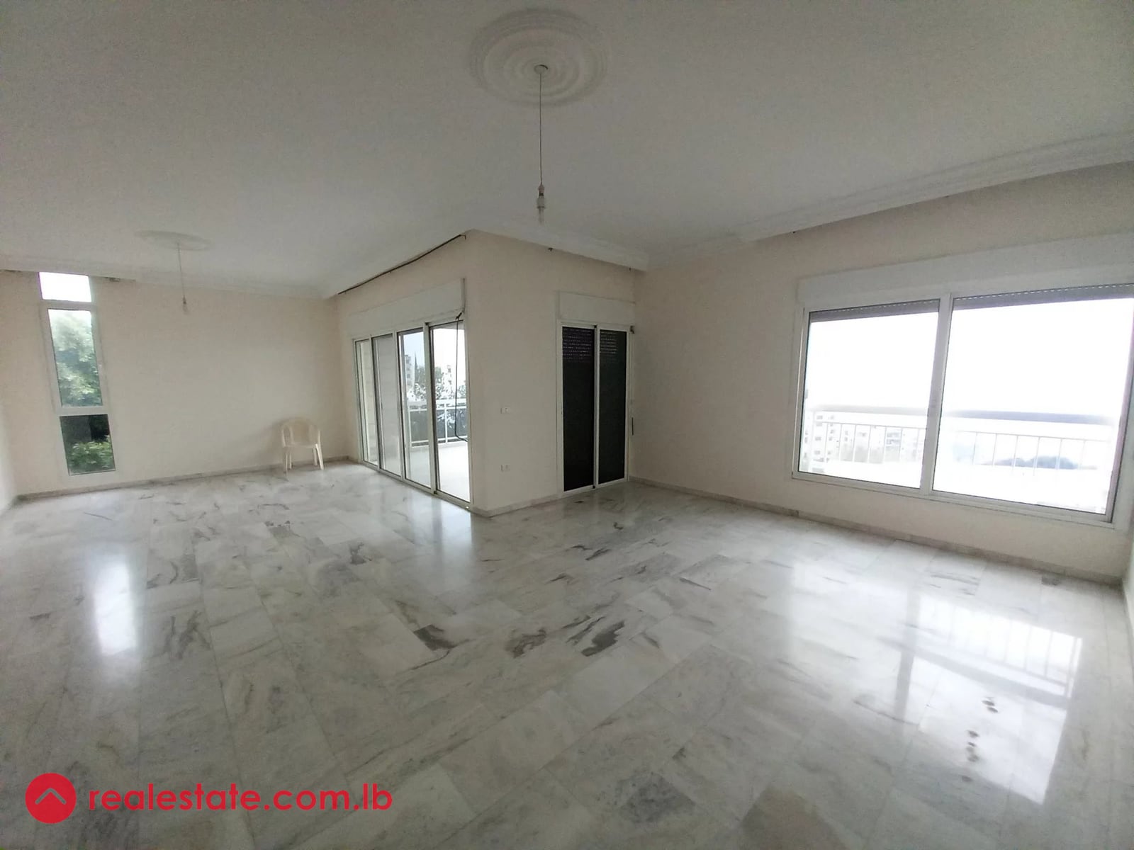 Luxury 250m2 Seaside Apartment for Rent in Tabarja — Hub Realtors