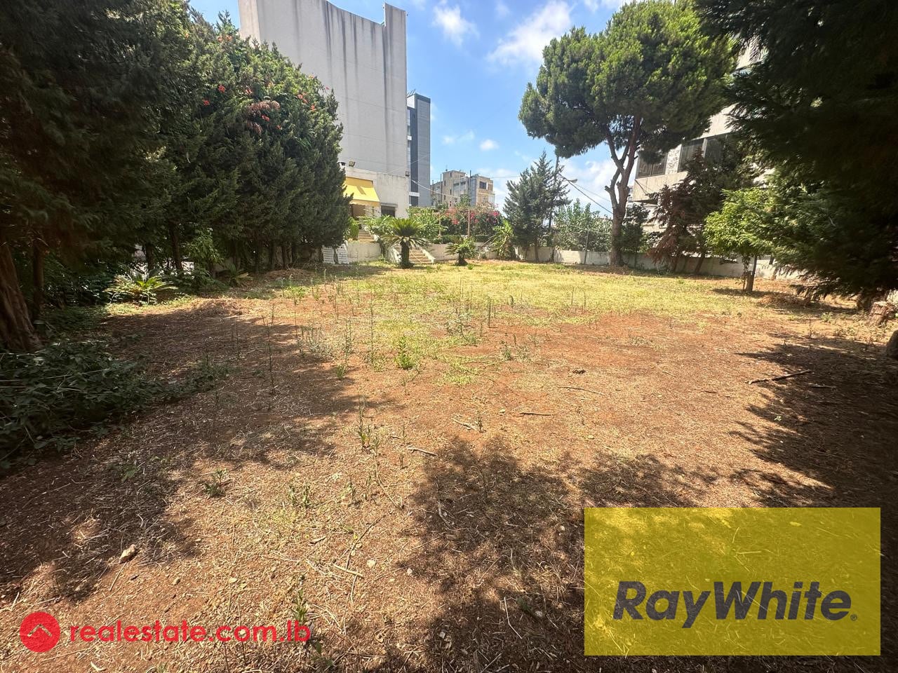 Prime Commercial Land with Detached House in Sin El Fil, Lebanon — Hub Realtors