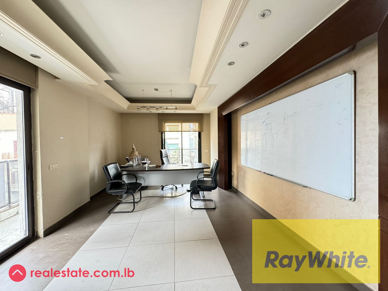 Office for Rent in Ain Mreisseh — Hub Realtors