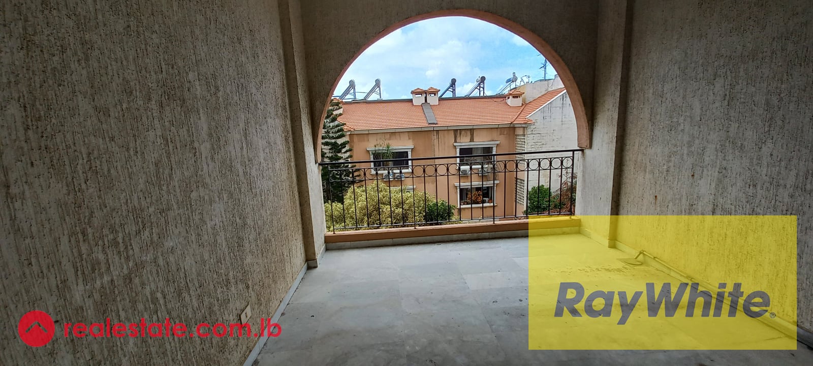 Apartment with 4 bedrooms for sale in Jal el dib — Hub Realtors