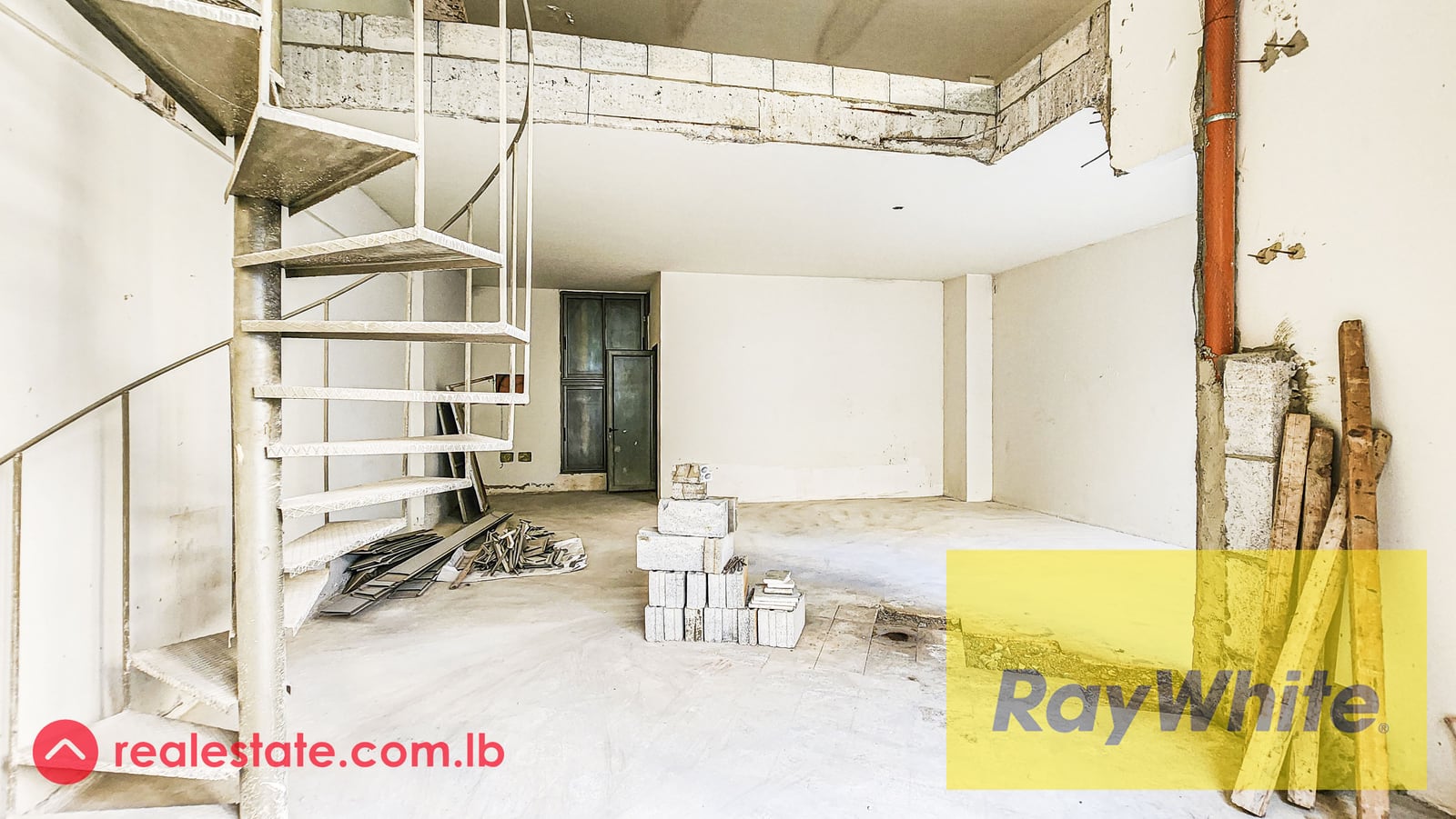 Shop for sale in Achrafieh — Hub Realtors