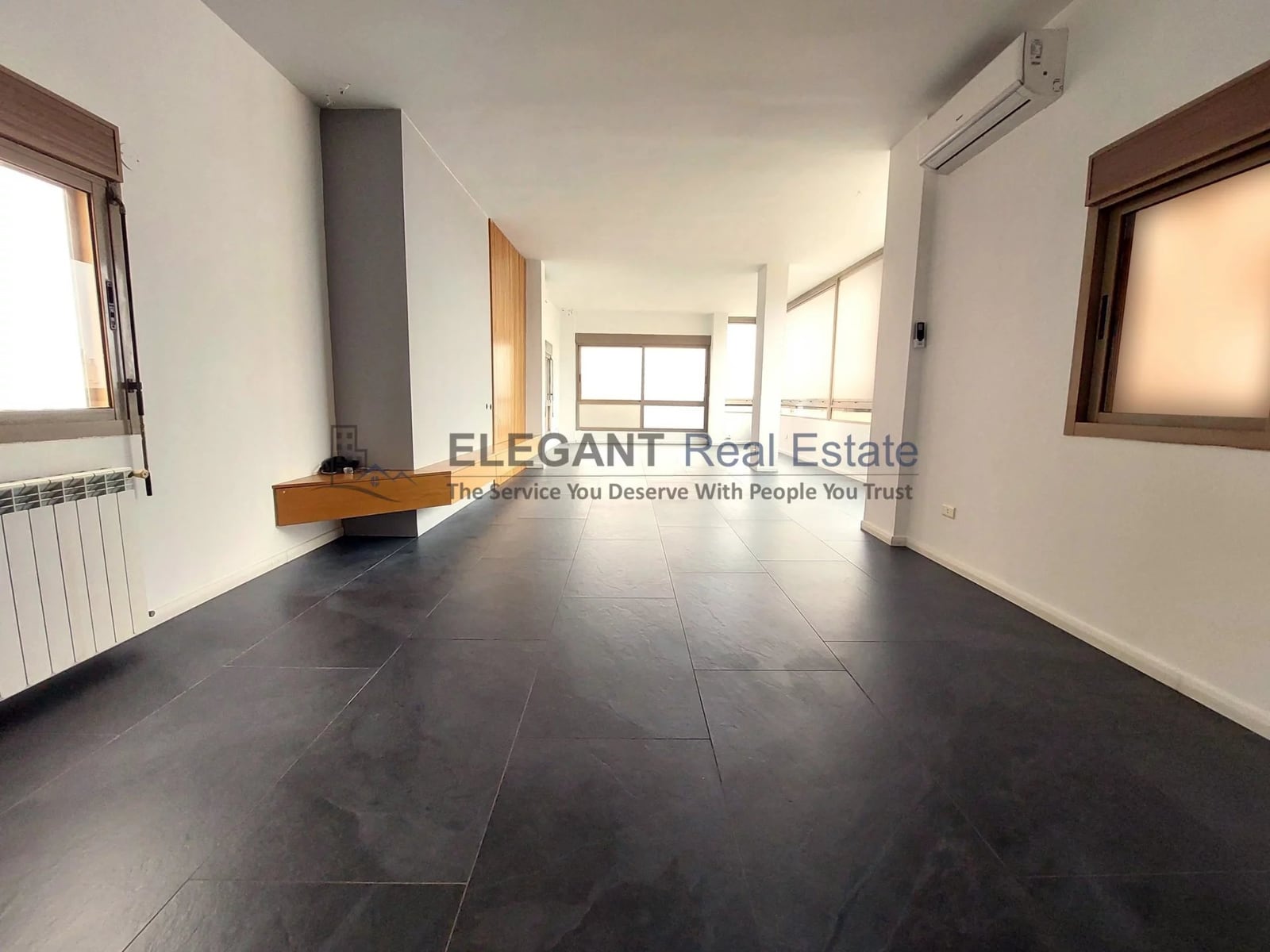 Full Sea View Apartment in a Prime Location ! — Hub Realtors