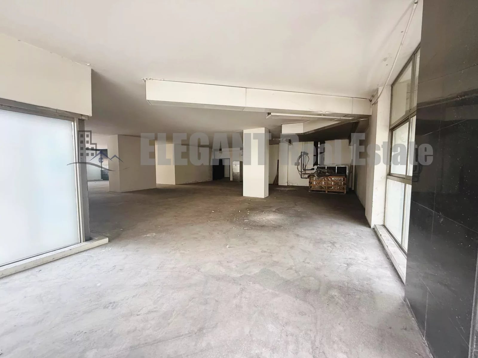 Showroom For Sale | Prime Location | Achrafieh — Hub Realtors