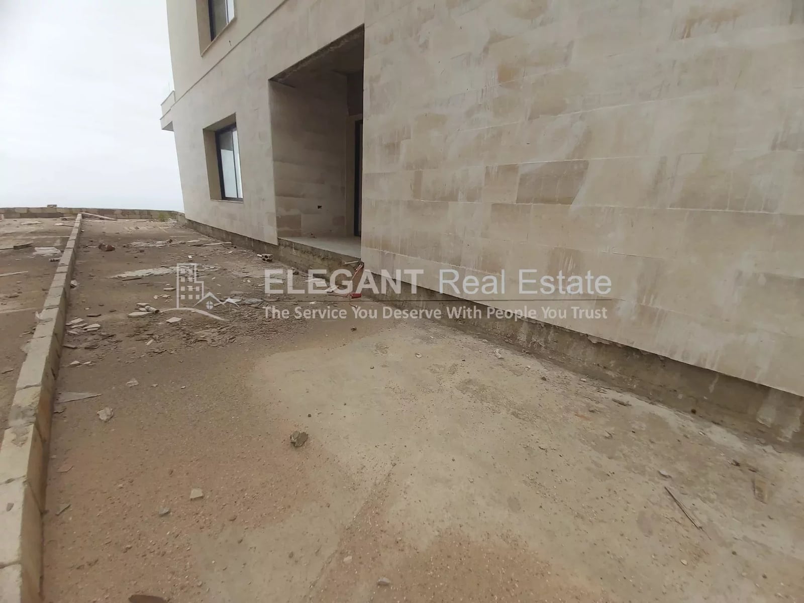 New Apartment | Garden | Installments — Hub Realtors