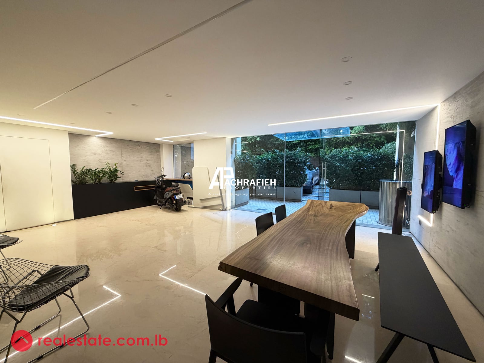 320 Sqm | Office for Sale in Achrafieh — Hub Realtors