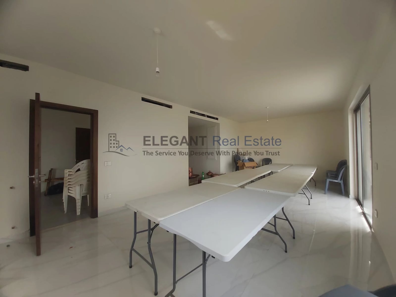 Nice Apartment | Spacious Terrace — Hub Realtors
