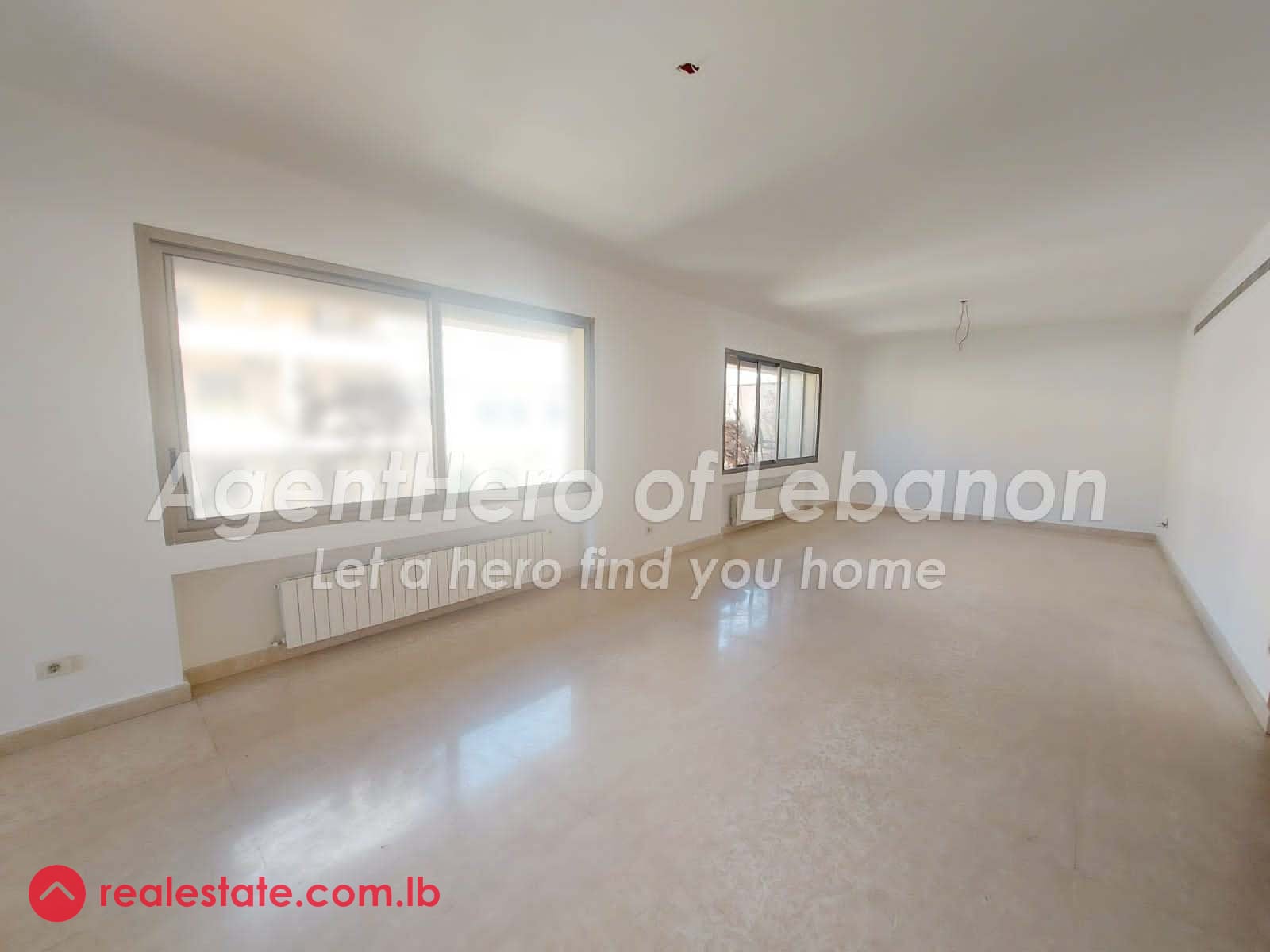 New in Z Market | 3 BR + 1 TV | Calm View — Hub Realtors