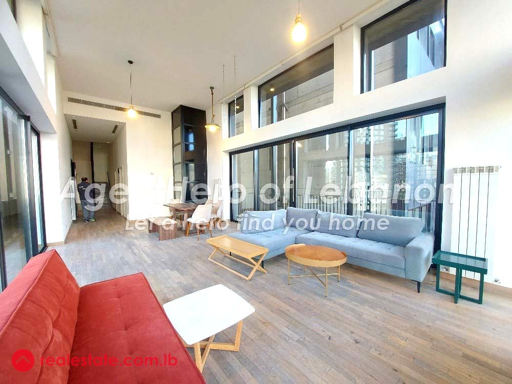 Modern Loft | Pool & Balcony | Calm Area — Hub Realtors