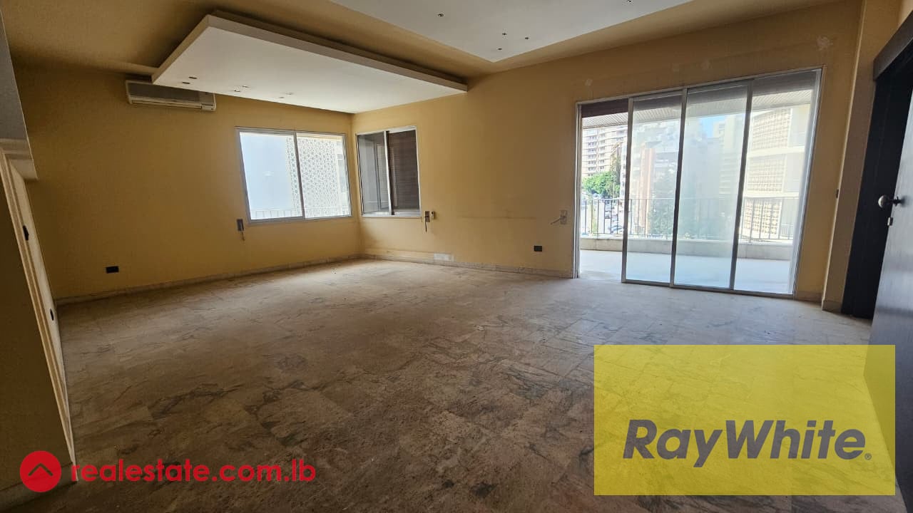 Apartment for Sale in Koraytem – 350 sqm Spacious Residence — Hub Realtors