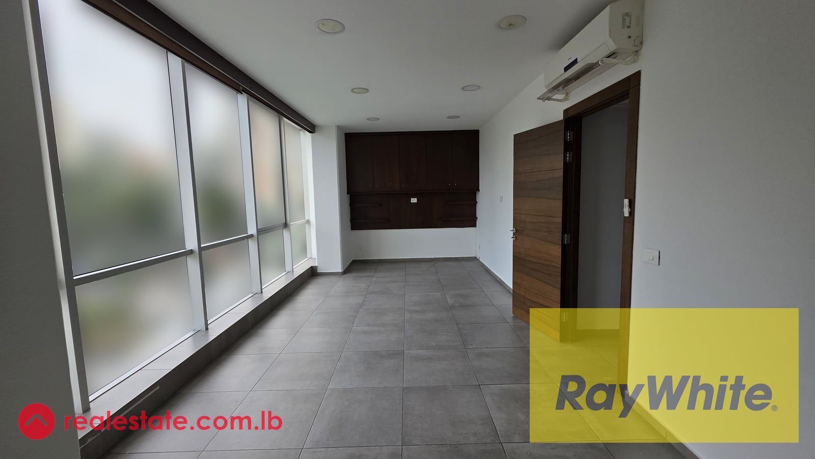 Office For Rent in Horch Tabet — Hub Realtors