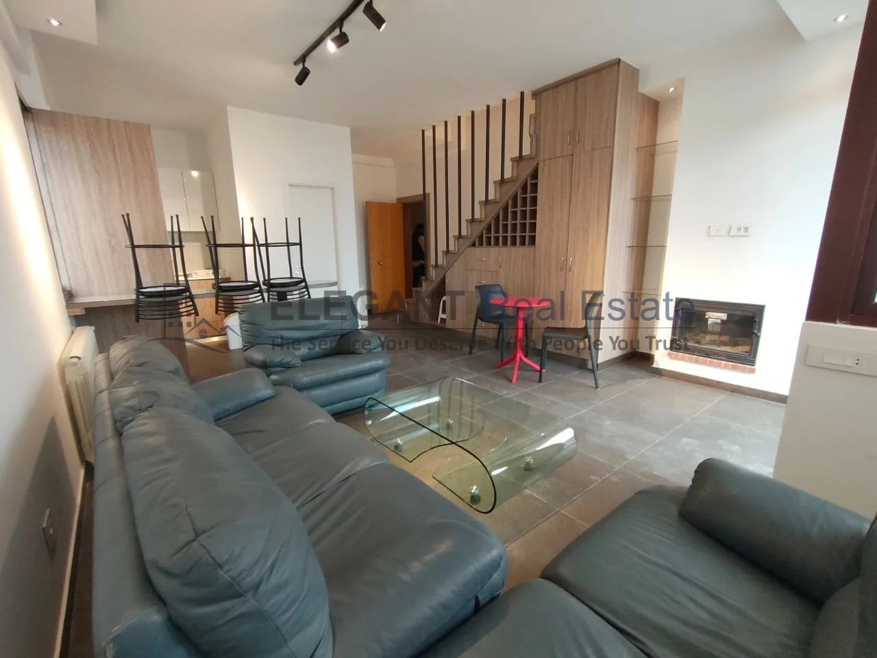 Beautiful Chalet | Panoramic View — Hub Realtors