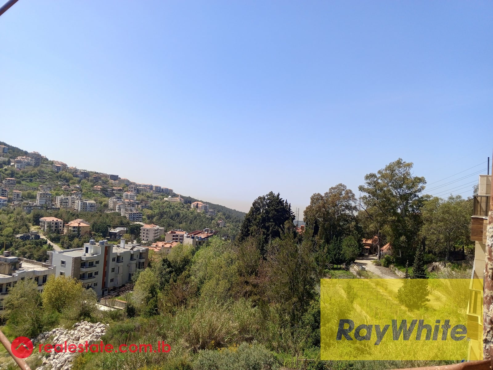 Apartment for sale in Ain Aalaq — Hub Realtors