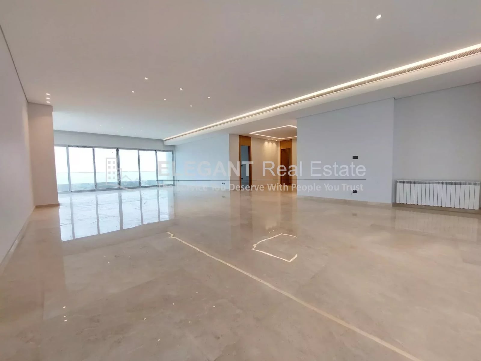 Luxurious | 24/7 Electricity | Prime Location ! — Hub Realtors