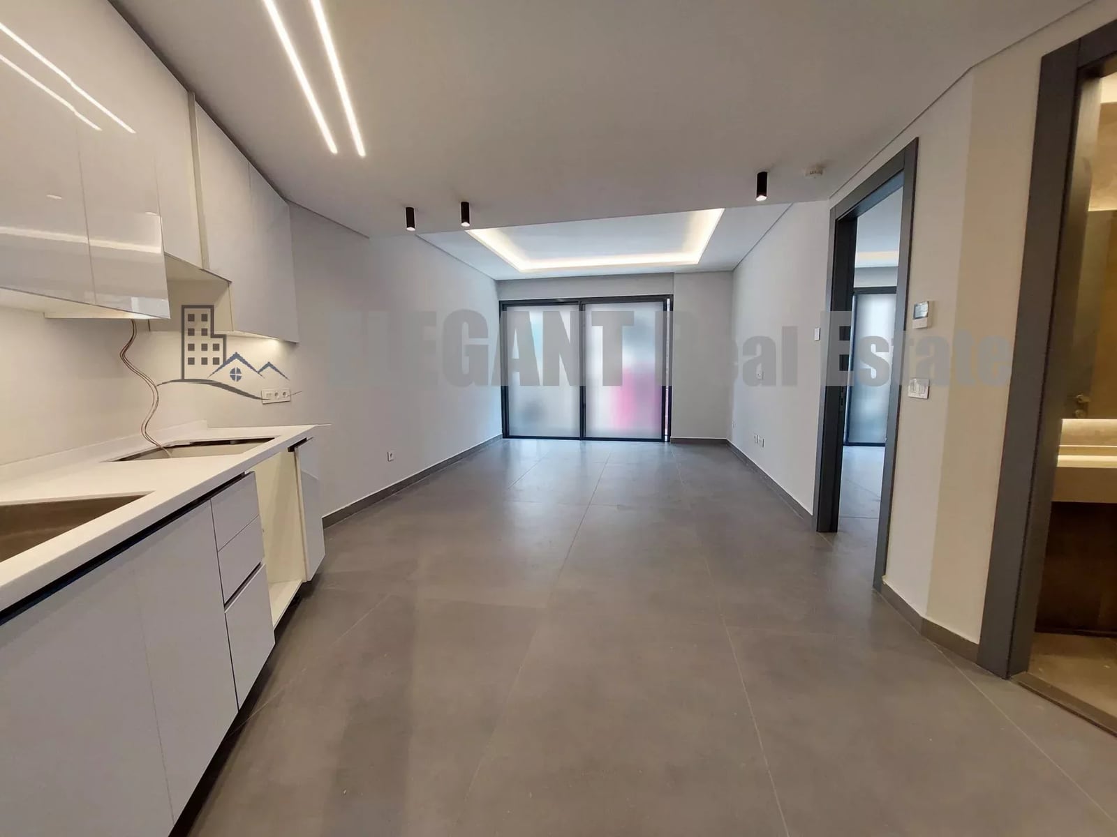 Sun-lit apartment for sale | Achrafieh — Hub Realtors