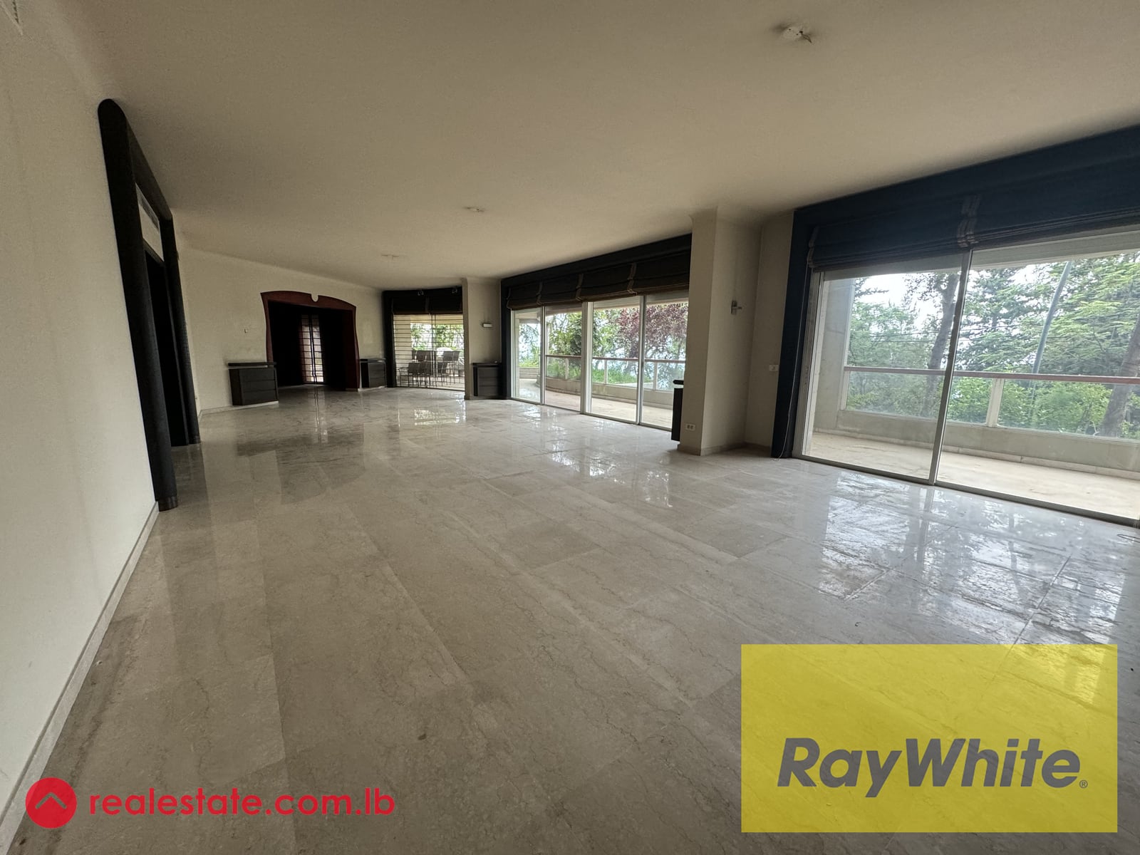 Apartment For Sale In El Biyada With Terrace — Hub Realtors