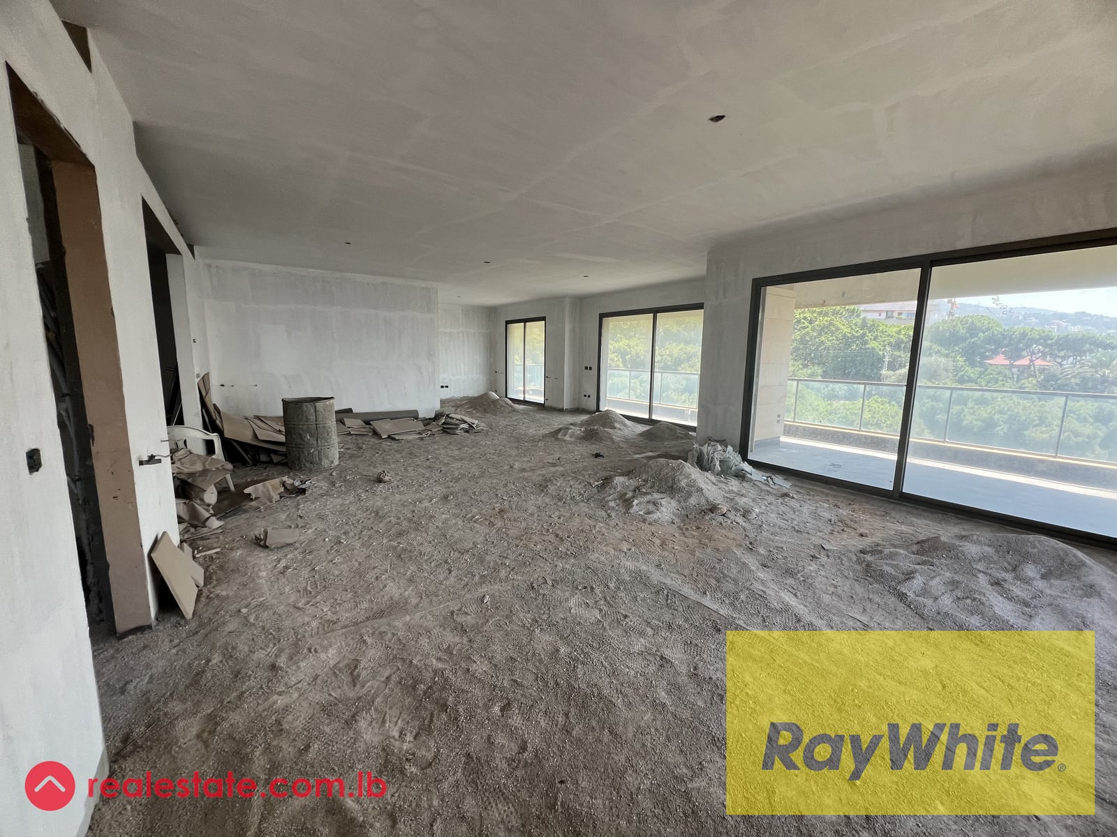 Apartment with Roof for Sale in El Naqqache — Hub Realtors