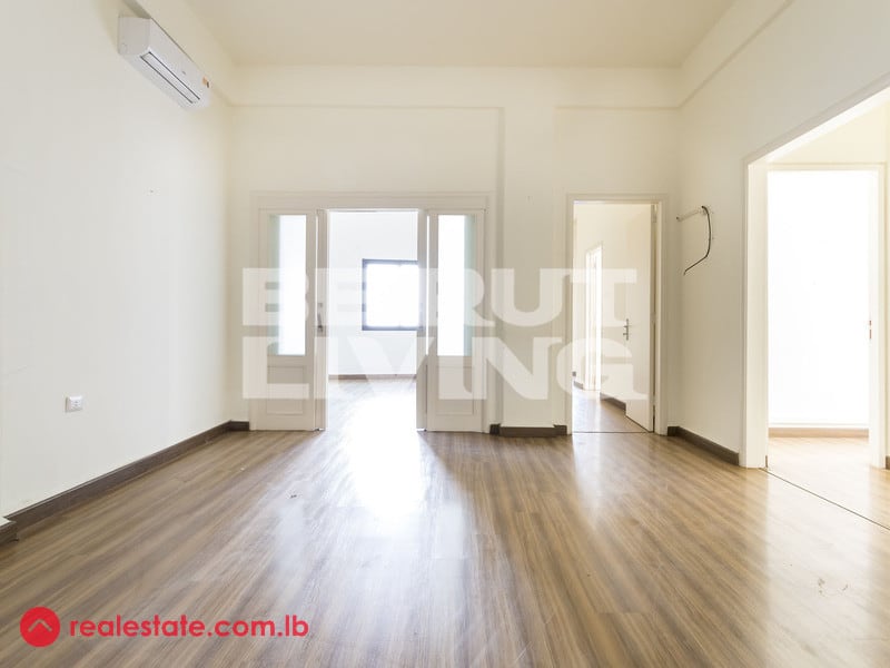Spacious | Sunny Office | Great Location — Hub Realtors