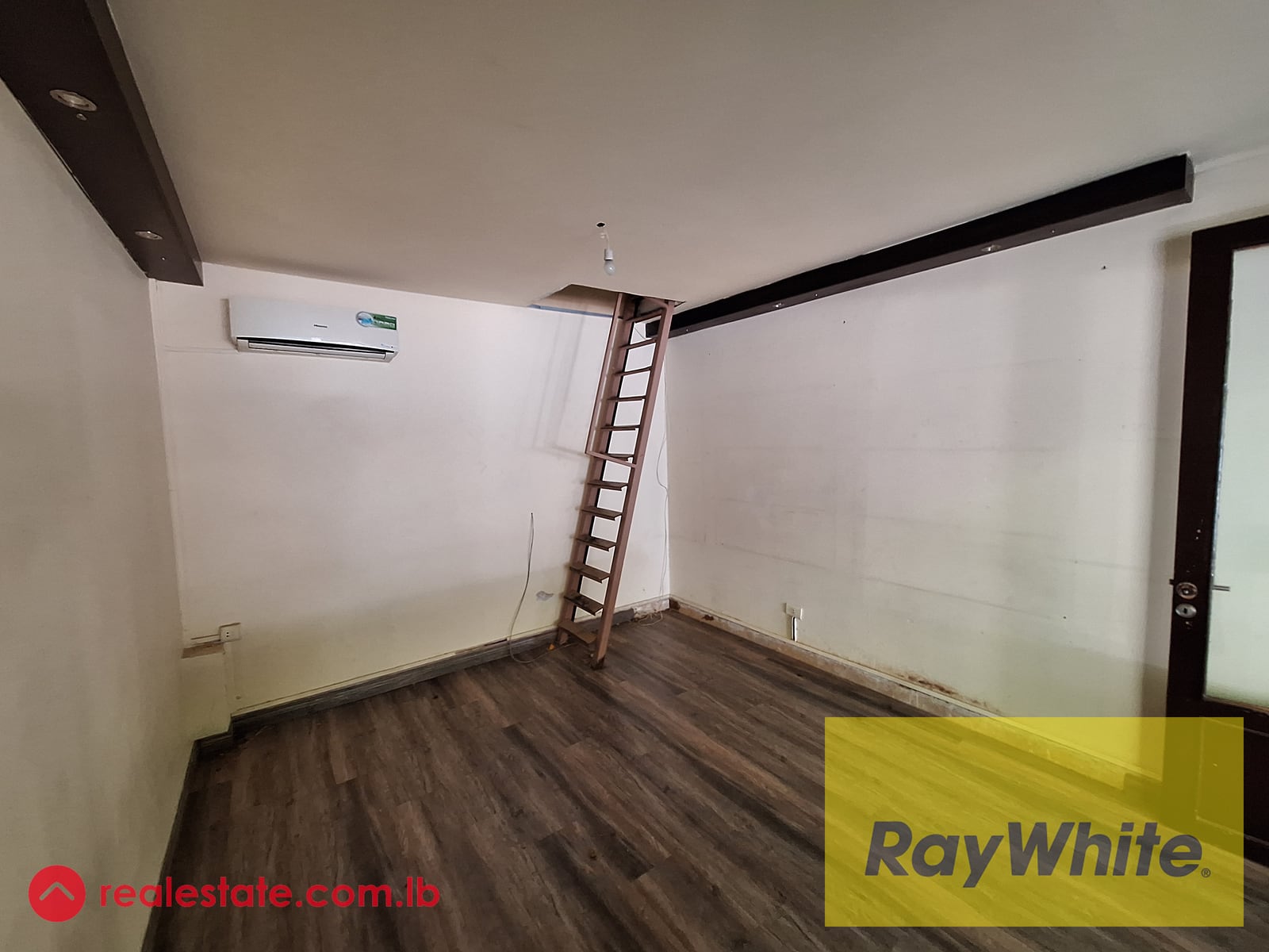 Shop For Rent in Achrafieh — Hub Realtors